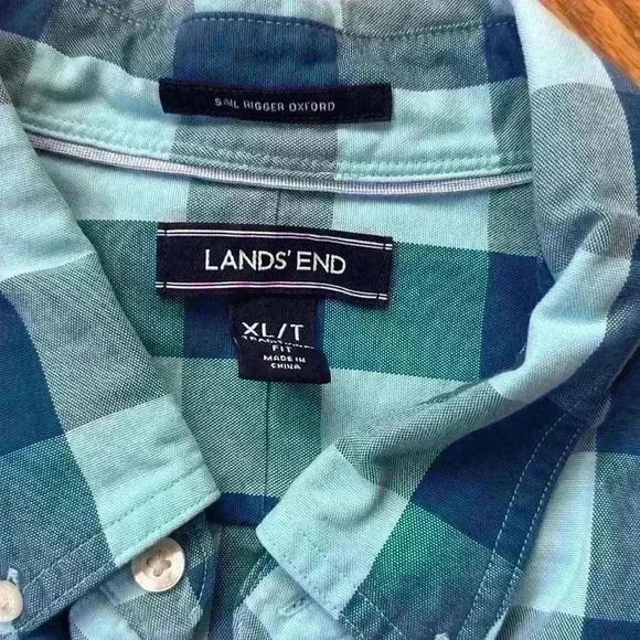 Lands' End Men's Size XL Button Down Blue Buffalo Check Oxford Shirt - Picture 3 of 5